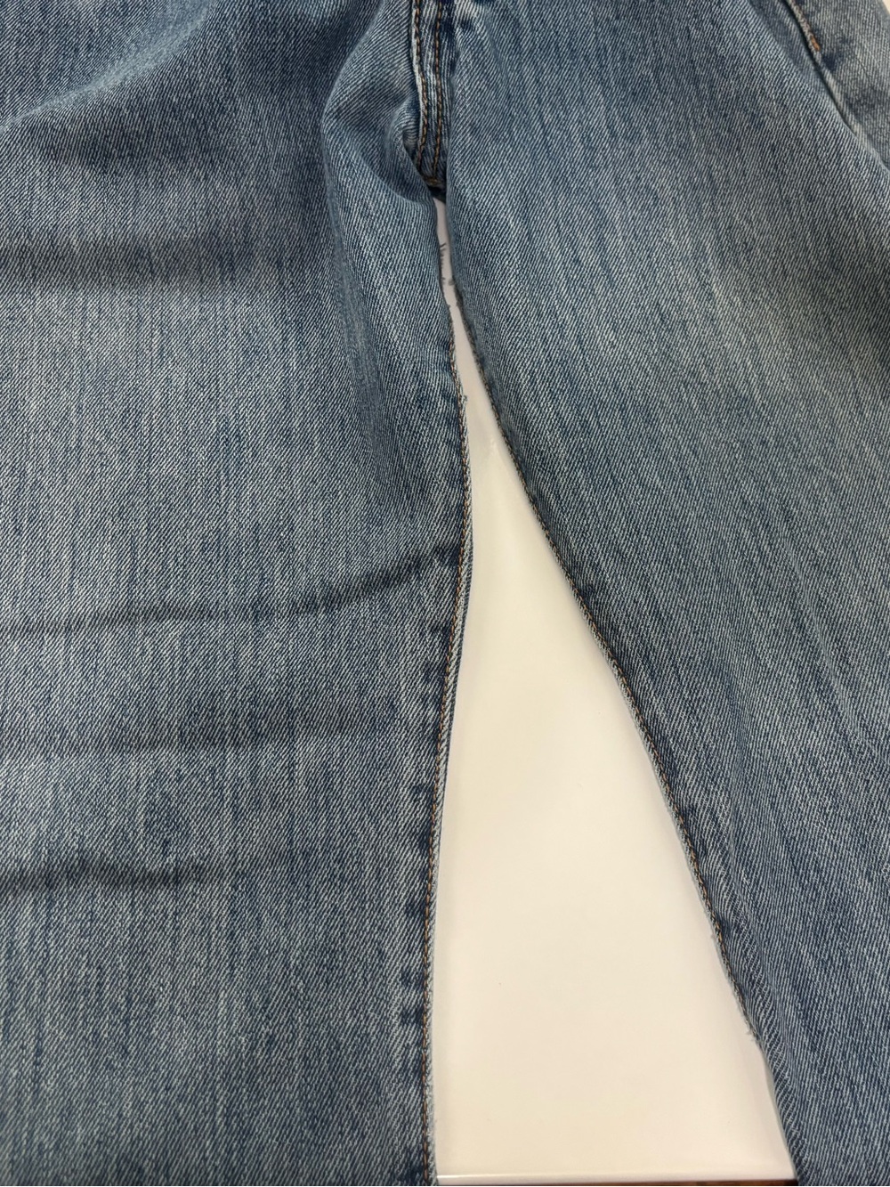 🦄 Vintage Levi’s 501 Jeans - Picture 5 of 9